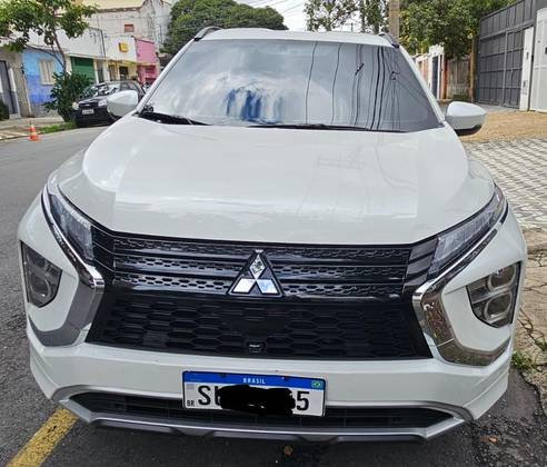 MITSUBISHI ECLIPSE CROSS 1.5 MIVEC TURBO GASOLINA HPE CVT MITSUBISHI ECLIPSE CROSS 1.5 MIVEC TURBO GASOLINA HPE CVT